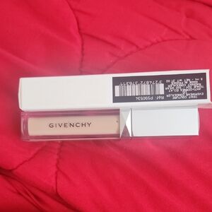 Givenchy Radiant Cream Concealer